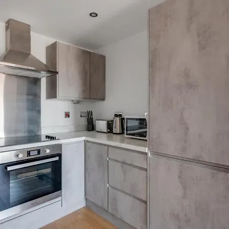 Apartment Spacious 1 Bedroom In A Converted Mill *